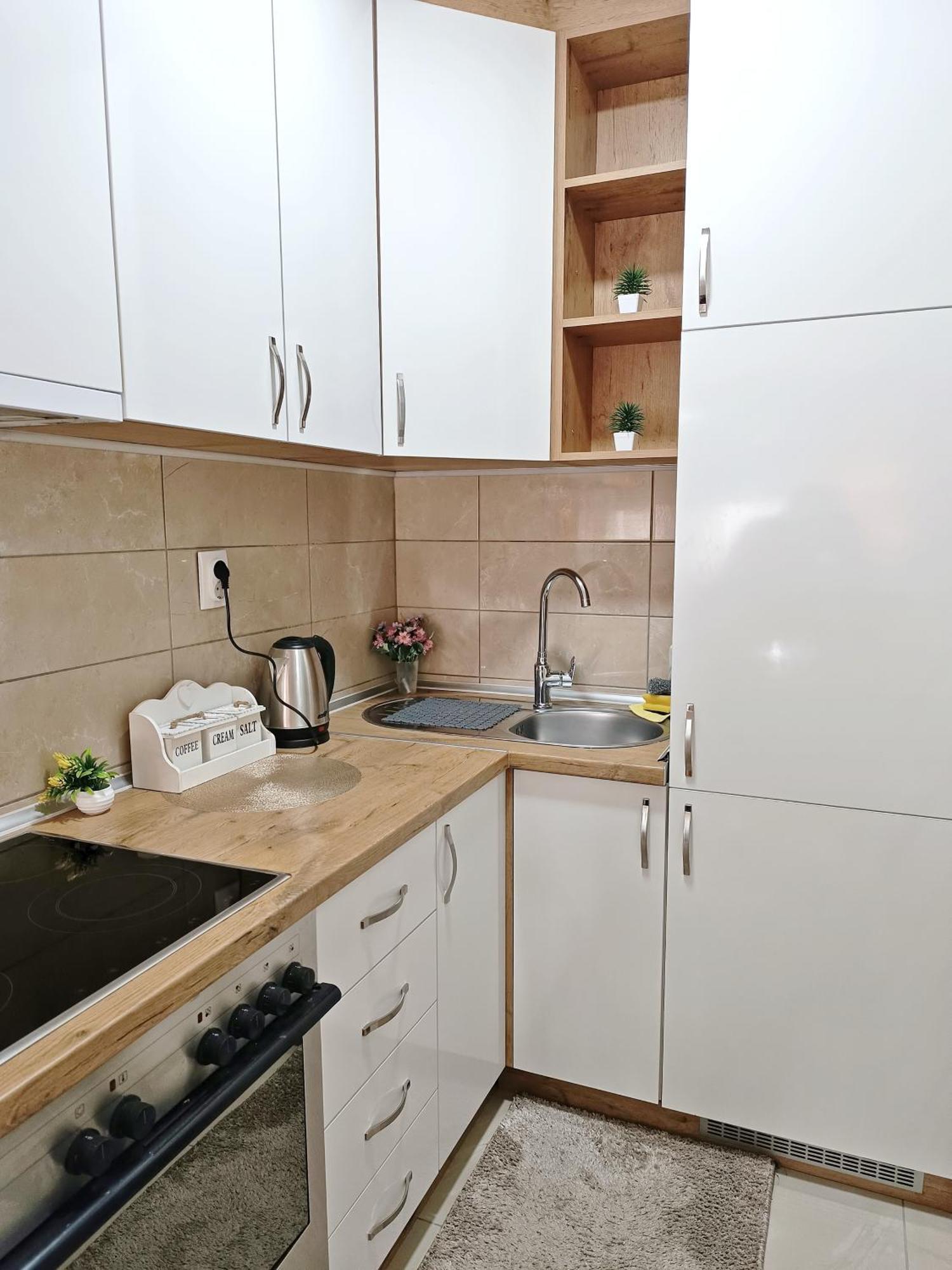 Zara Apartman Apartment Bijeljina Exterior photo