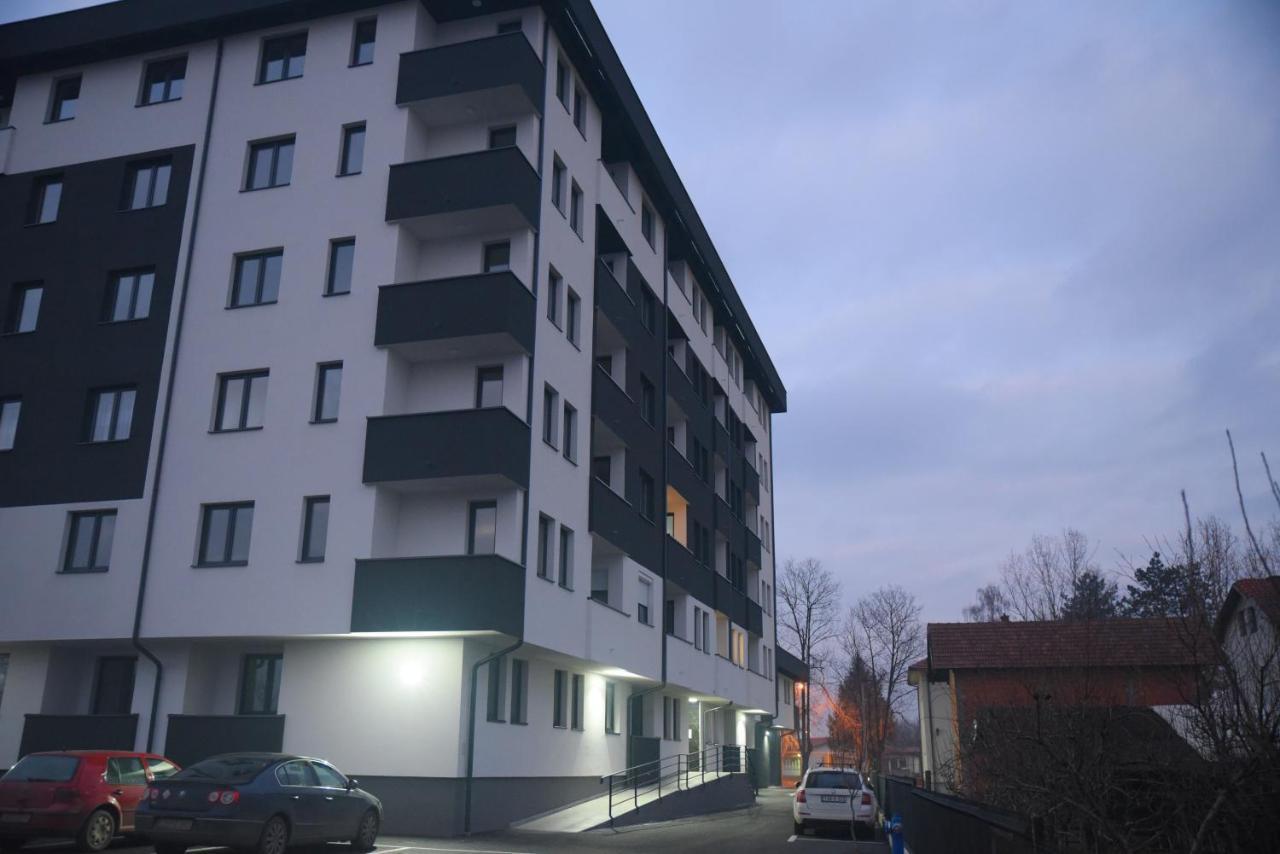 Zara Apartman Apartment Bijeljina Exterior photo